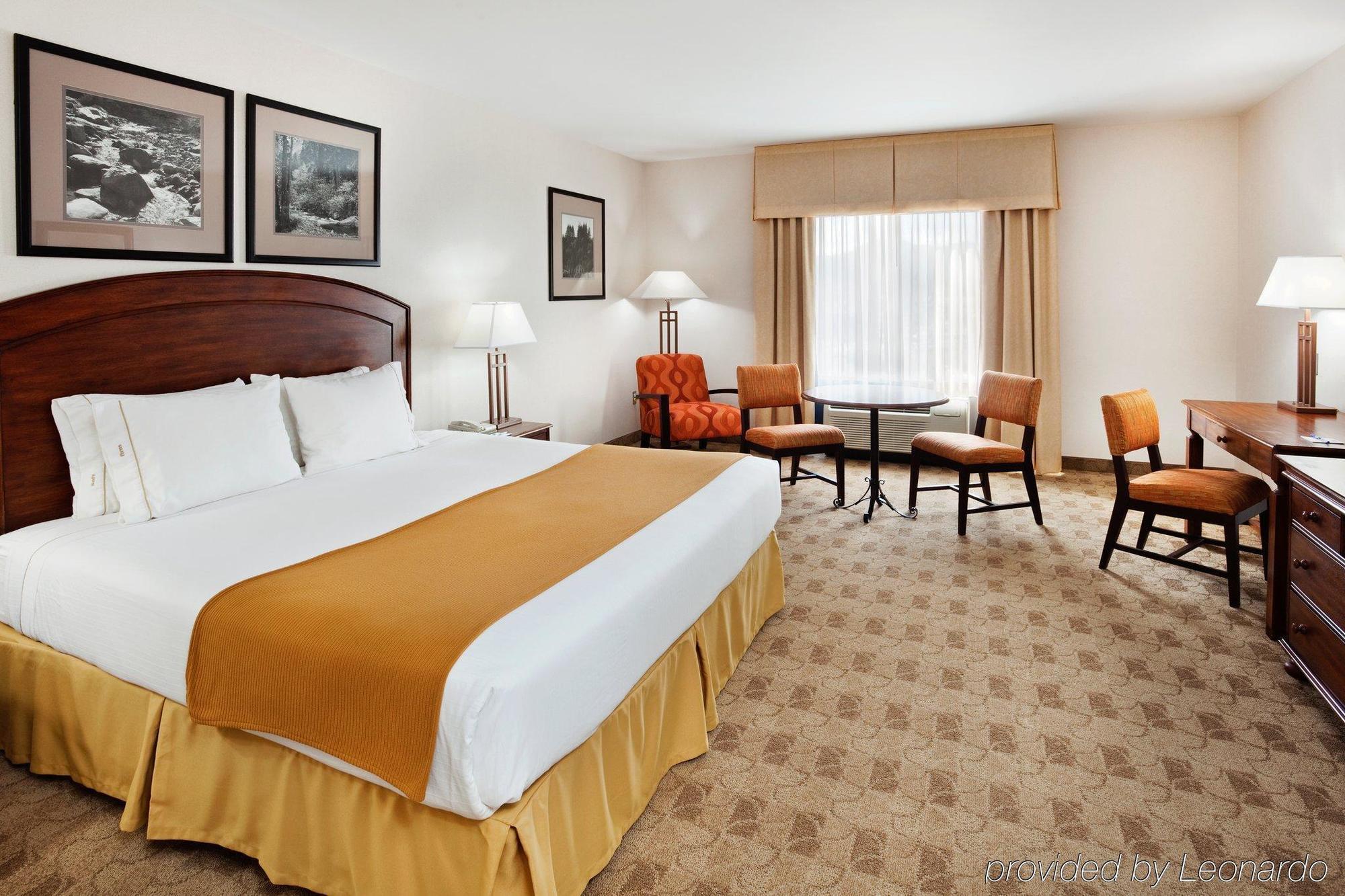 Holiday Inn Express Boone By Ihg Екстер'єр фото