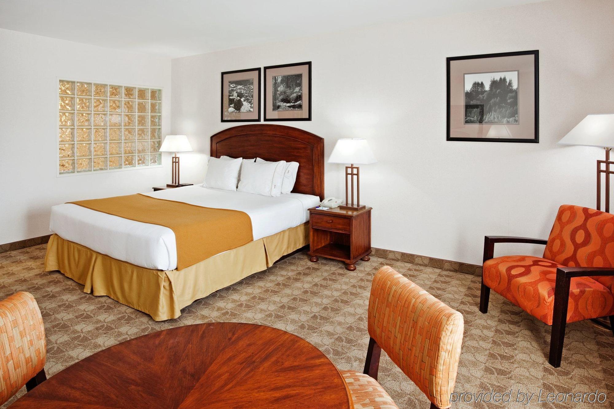 Holiday Inn Express Boone By Ihg Екстер'єр фото